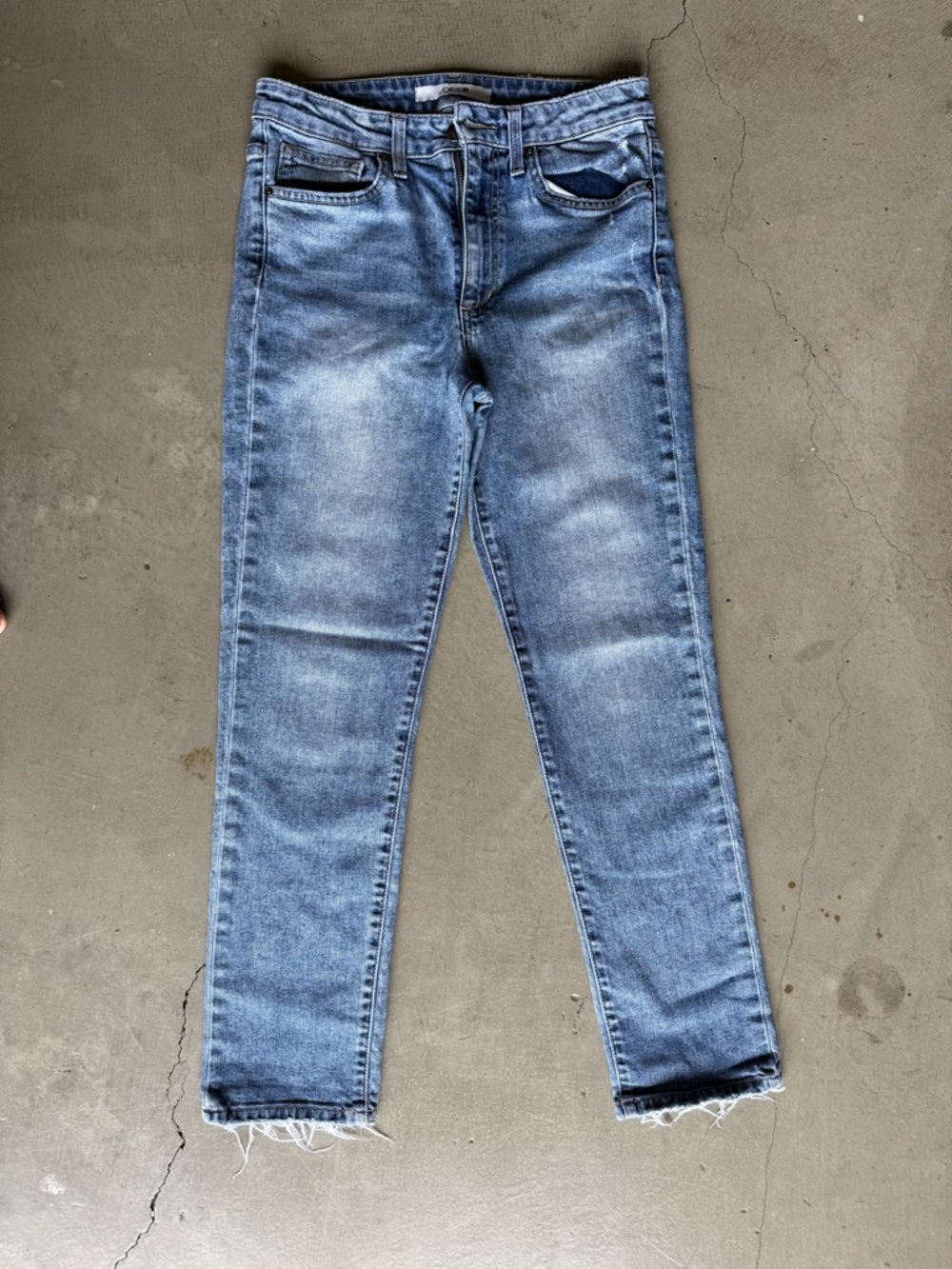 Joe’s Jeans / Mid Rise Straight Raw Hem / Light Wash - Picture 3 of 8